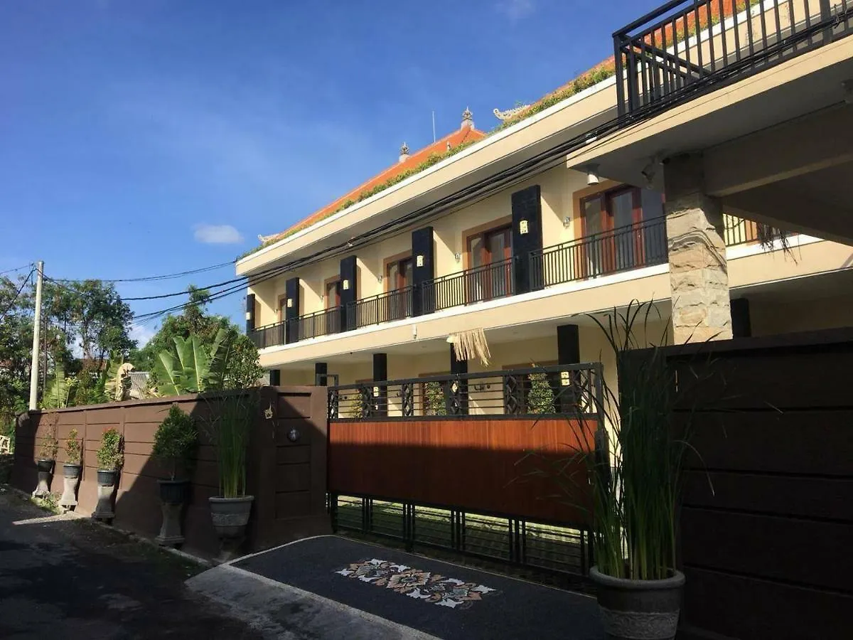 Adinda Homestay Kerobokan スミニャック インドネシア